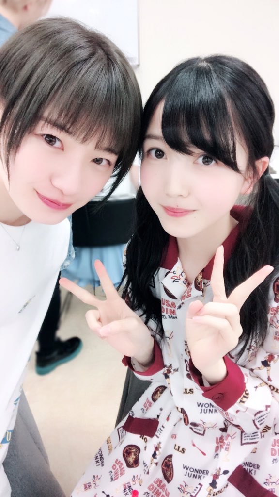 _kamprxx__'s tweet photo. 花奈ちゃんと久保ちゃん♪───Ｏ（≧∇≦）Ｏ────♪私の需要分かってる花奈ちゃん🤧👆🏻💕（笑） https://t.co/Cc6hHIXpG8