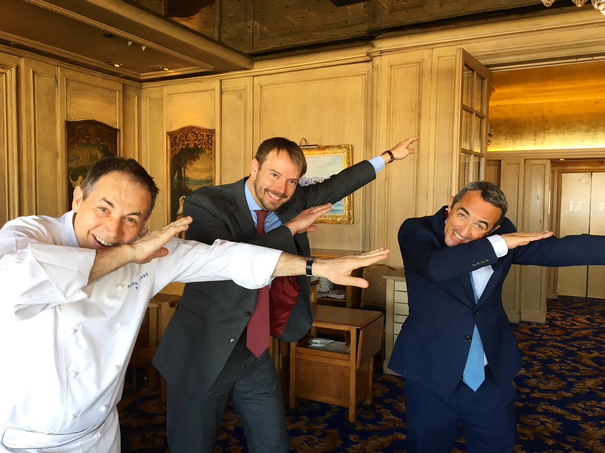 latourdargent's tweet photo. Petite folie passagère! #tourdargent #dab #dreamteam @AndreTerrail @chef_labbe #stephanetrapier #inthemoodforspring #toutvabien #grandeforme https://t.co/wRhPpW6hUE