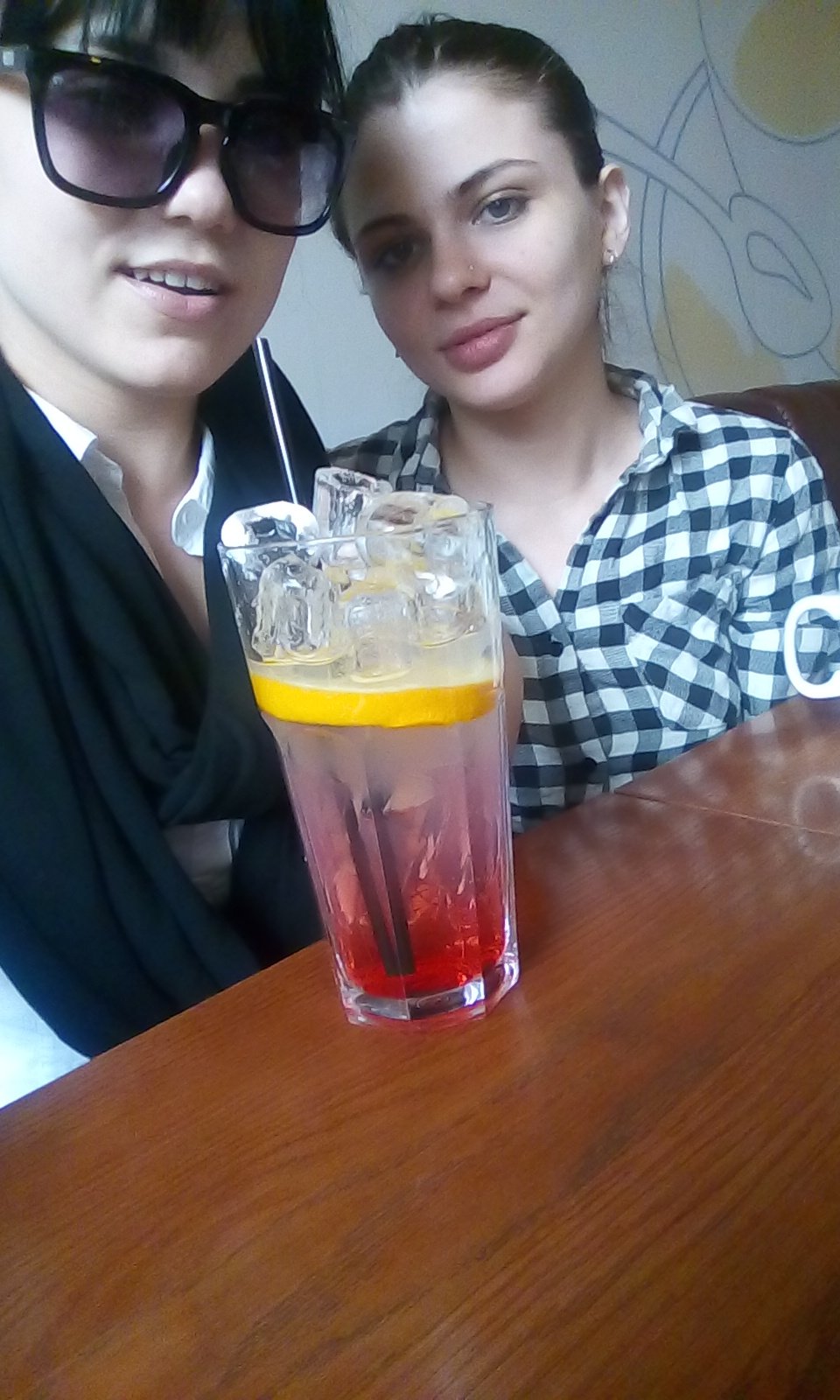#coffehouse #hot #hotgerl #Star @TettiDewKorti and @ErikaKorti https://t.co/eGtyqVAqJC