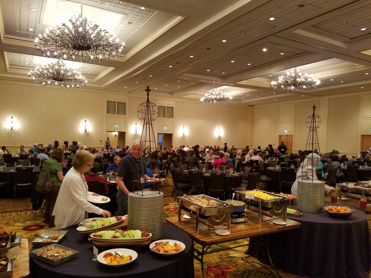 Grabbing breakfast for the last day of #TSUN2017 thanks to the <a href="/hyattregency/">Hyatt Regency</a> Hill Country for being a great host.