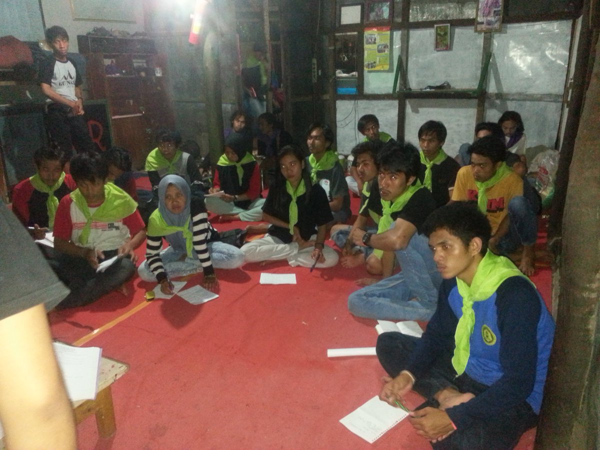 Penerimaan Materi Metode Persidangan.