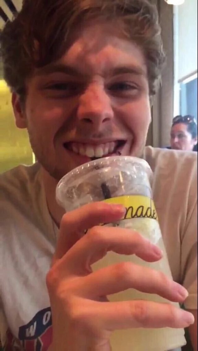 come talk to me i don't bite except if your a straw i'll definitely bite you so sorry straws.