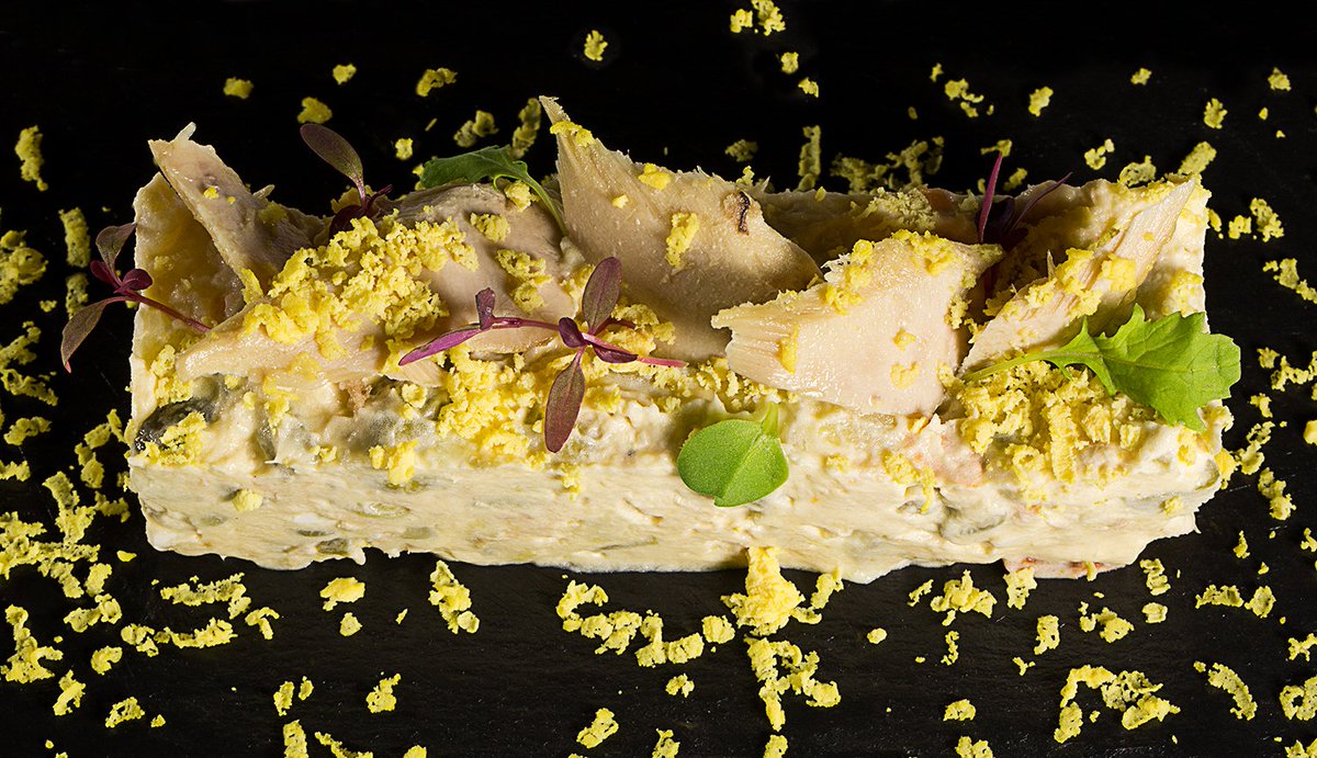 Aquí teniu la proposta d'en <a href="/CarlesGaig/">Carles Gaig</a> ideal per preparar com a entrant o primer plat. Sorprèn els teus convidats >ow.ly/HtU9309F1ij