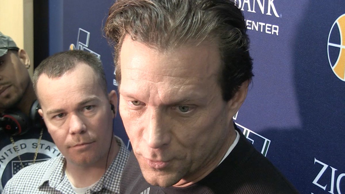 Quin Snyder Shootaround Interview - 4.12.17  📽️: on.nba.com/2oppwkh  #SASatUTA https://t.co/niY4oCAfz0