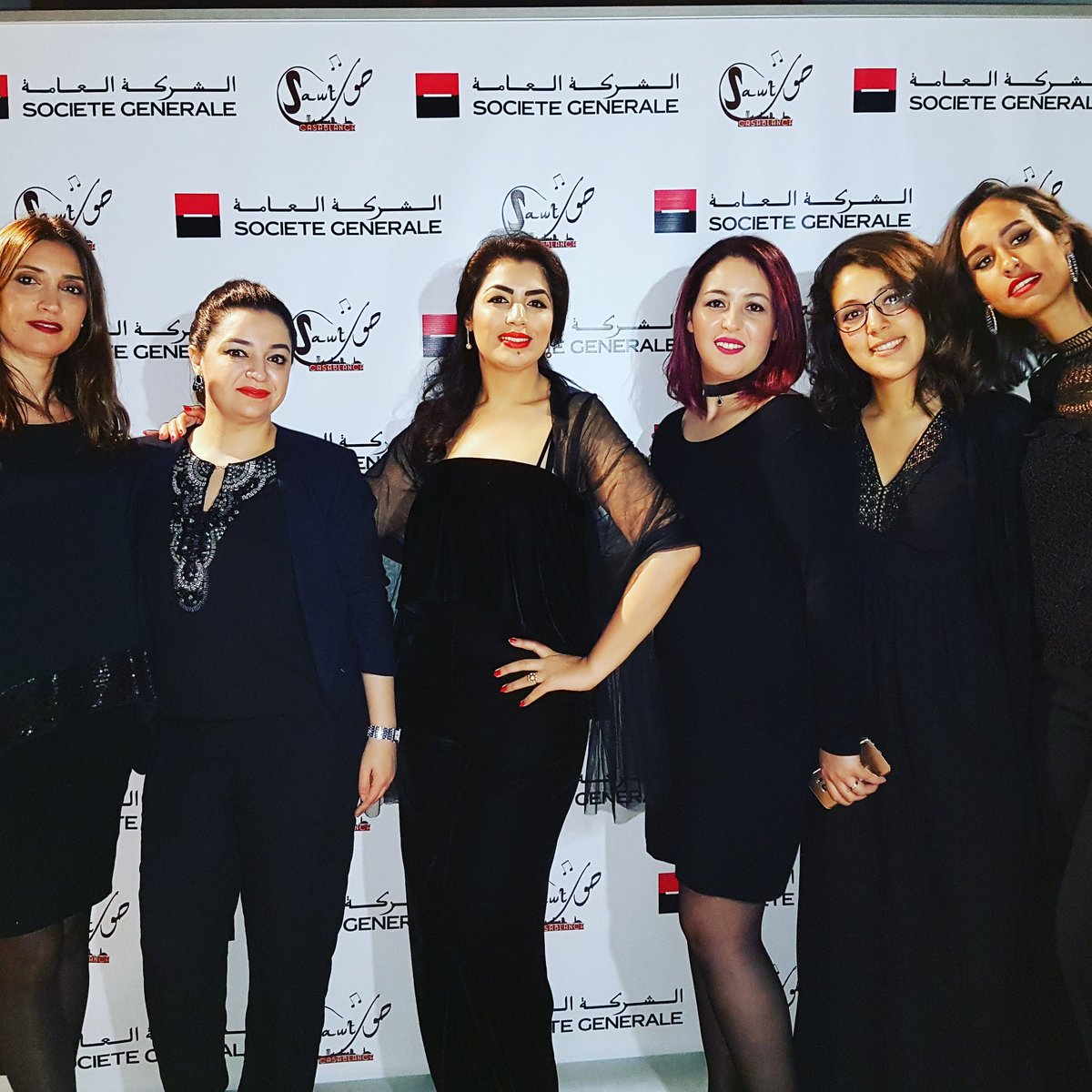 saham_bank's tweet photo. #PlayingForLondon | Une partie des choristes Société Générale Maroc avant le concert d'ouverture #FestivalSAWT. #BecauseWeLoveSG #TeamSpirit https://t.co/69kgS0GWJ0