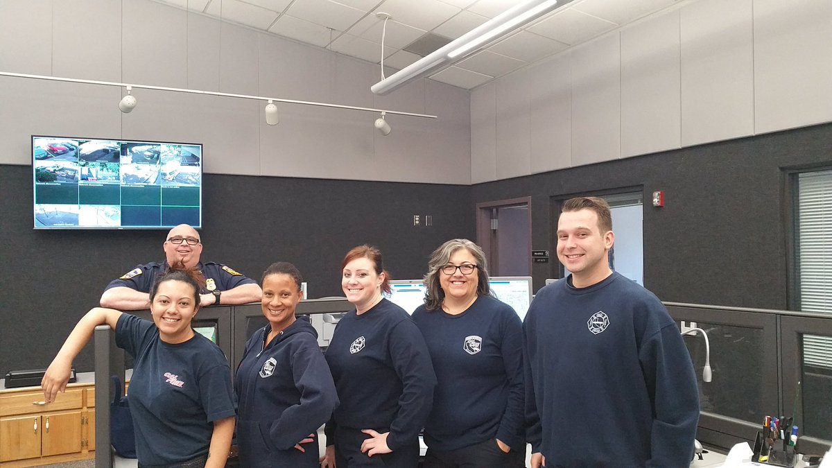 CALFIREBDU's tweet photo. #dispatcherweek In appreciation of our comm. operators who answer phones &amp; are "air traffic controllers" of every emergency, we salute u!!!! https://t.co/ifb86spWDb