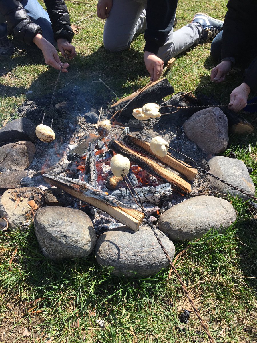 MsBrownsCorner's tweet photo. Made #bannock or #firebread and then dipped it in maple syrup! #delicious #SecondsPlease @alcdsb_lady https://t.co/zf3L2qHftp