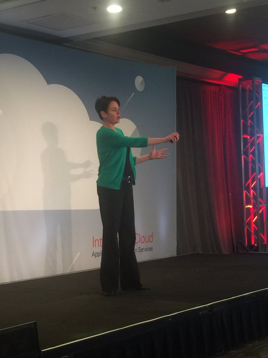 AaliMasood's tweet image. @OracleBigData helping customers with their Big Data journey at  #roadtobigdata in San Francisco