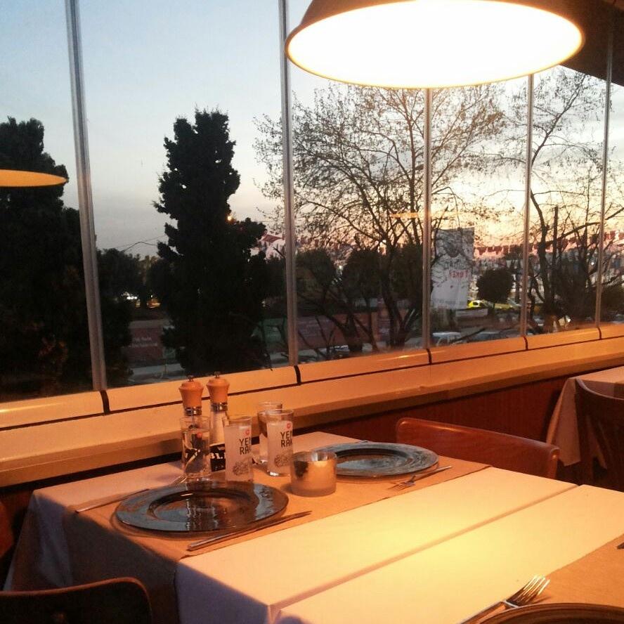 bistroblack's tweet photo. #DünyaLafSokmaGünü #MEYBlack  14-15 Nisan #Canlımüzik+limitsiz yerli içki+8 çeşit meze+ara sicak+anayemek 120₺ #tuzlasahil rez: 02164470444 https://t.co/zP3W3lO5qd