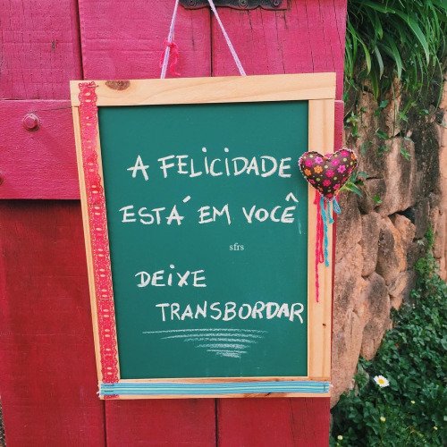 cincopras5's tweet photo. Apenas. https://t.co/Yayr6qwaAV