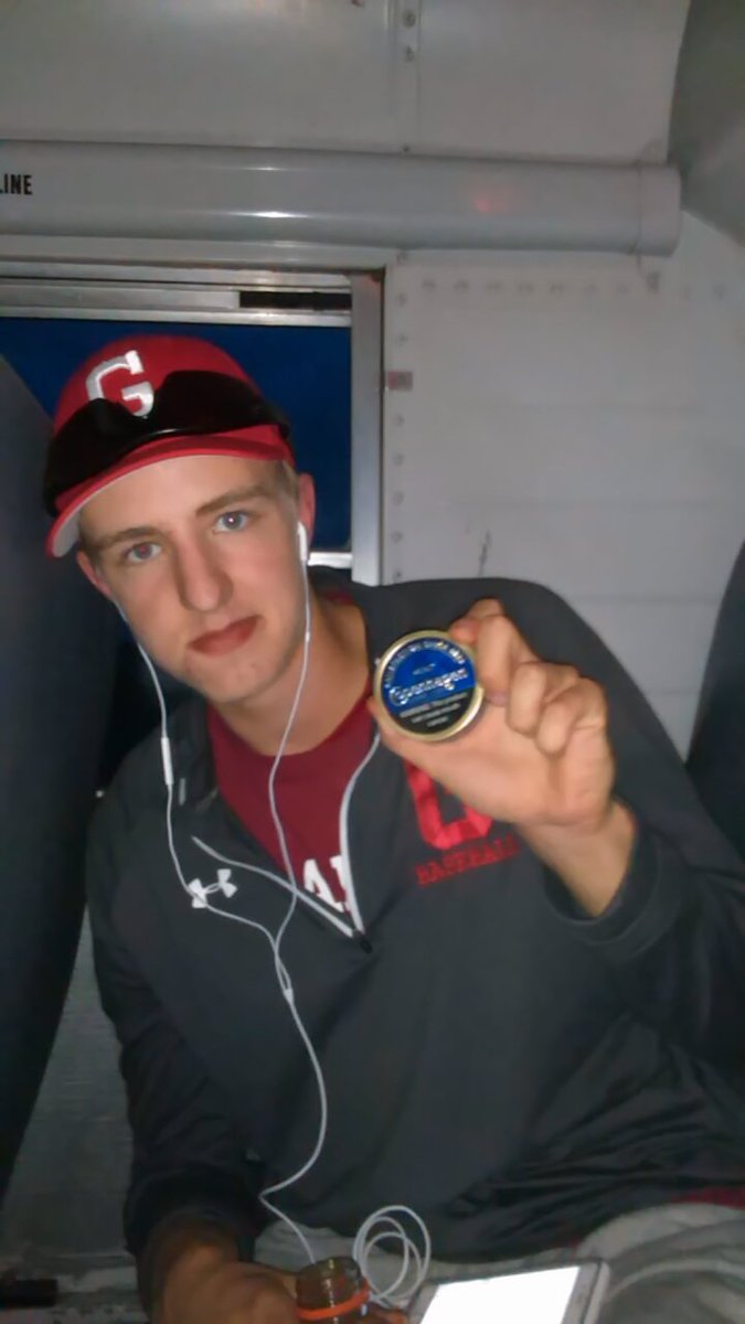 bchostettler's tweet image. Happy birthday gator @kaherin8 have a good one big guy #copemint #flex #CRC