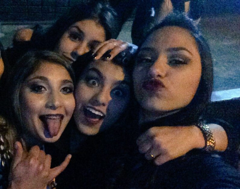 _VickyLencina's tweet photo. Uma só pra dizer que sinto falta! #ComoNaoAmar #LogoéNósDeNovo 💞 @Godoismc @sellfuck  @_FlaviaFialho https://t.co/UrT004eYZD