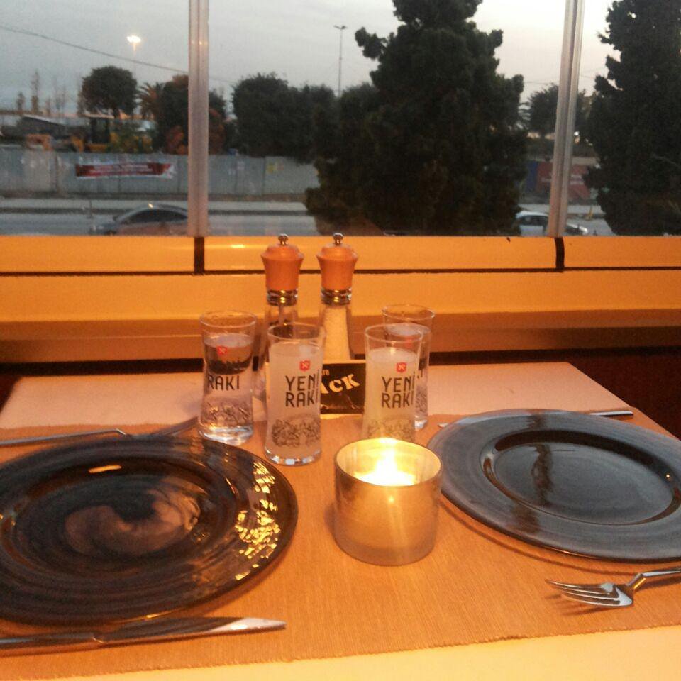 bistroblack's tweet photo. #DünyaLafSokmaGünü #MEYBlack  14-15 Nisan #Canlımüzik+limitsiz yerli içki+8 çeşit meze+ara sicak+anayemek 120₺ #tuzlasahil rez: 02164470444 https://t.co/zP3W3lO5qd