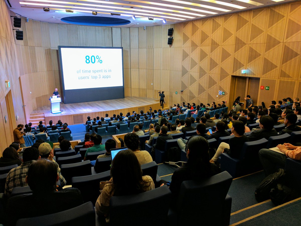 solsona's tweet photo. #PWAMexico full house... We're talking about the next gen web. https://t.co/vggR7lkngm