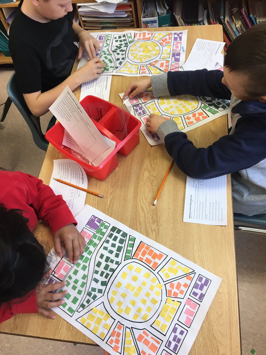 MrsCoelho1's tweet image. Holy Week art integrated w/math:using transparency to ID right angles @MetroAndreiDPCD #dp_math ✝️