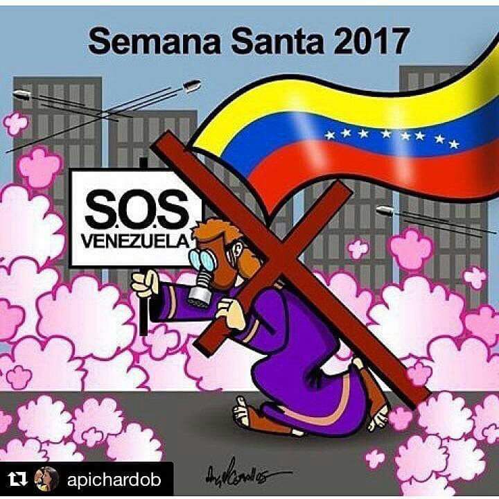 patriciajaniot's tweet photo. La procesión va por dentro y por fuera! https://t.co/q8EYQL9CLh
