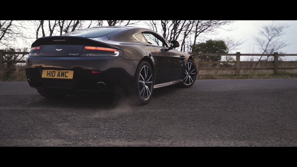 AlexArtifact's tweet photo. I’m enjoying editing a lottttttt today. #astonmartin https://t.co/nH1eo1oNAR