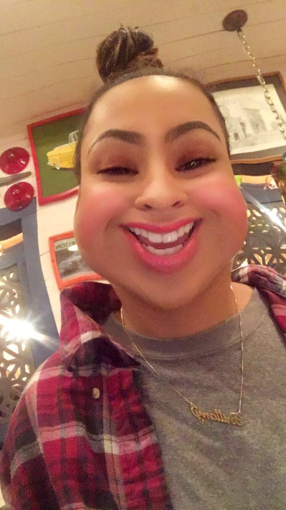 kialikethecarr's tweet photo. Happy 21st birthday @Britttt_xo // Love you peanut head! #kodakbea #leanqueen #tinabelcher #thugsonly #weoutchea ๐ฏ๐ฏ๐ฏ https://t.co/VqmbbULWu1