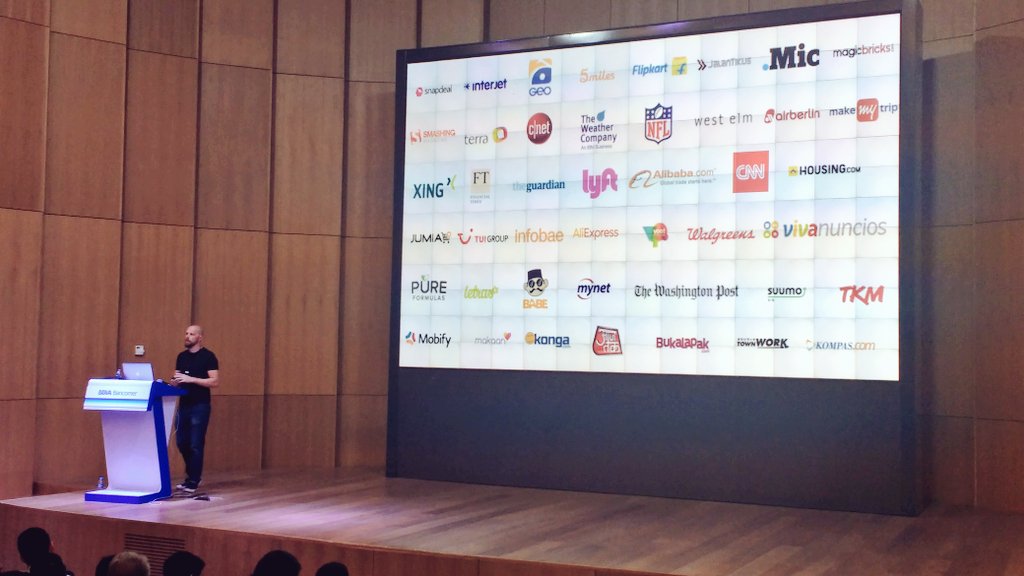 QueDiceDiego's tweet photo. Algunas empresas que ya están mejorando su experiencia móvil a través de Progressive Web Apps #PWAMexico @robertnyman en el @CIBBVA https://t.co/rRms9aul6L