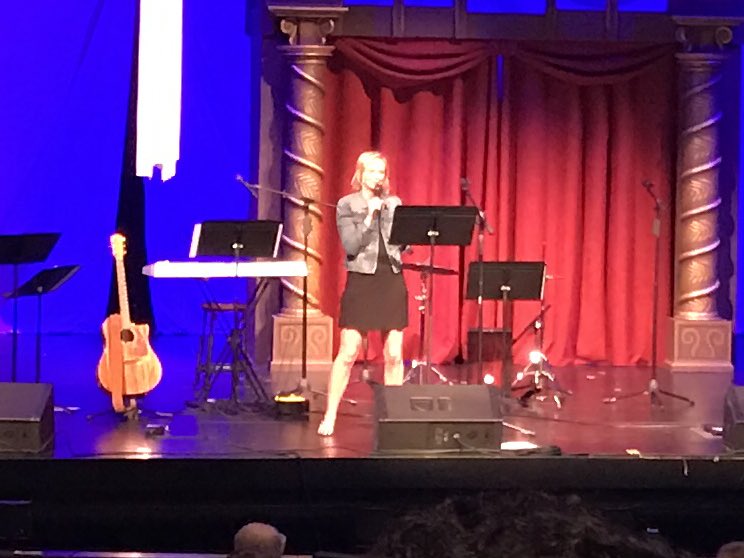 vchsperformance's tweet photo. Coach Jess Caldwell delivering Glory message. @valorgirlsbball #glory2Him https://t.co/awPlkjShPy