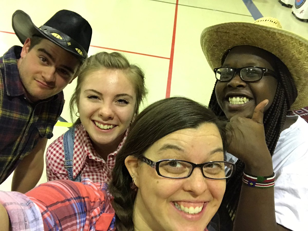 MsJsLifeLessons's tweet photo. #McMenaYe #McFieldDay #GoCougars https://t.co/mXBFkZXPN6