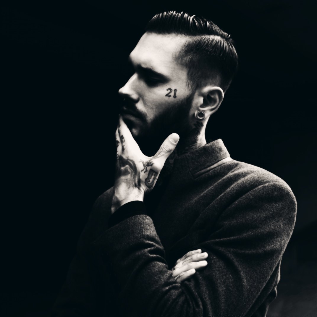 Taste me, drink my soul, show me all the things that I should know.