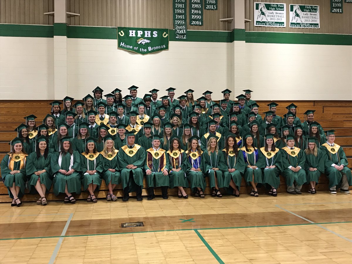 HollyPondHigh's tweet photo. Starting to get real for the Class of 2017.  @CCBOEAL https://t.co/qVDo5FZRpW