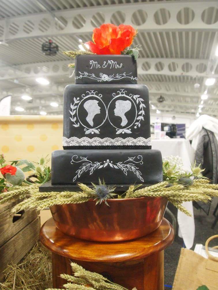 GGPKerryByott's tweet photo. Welcome to the latest #FSBKent member #nutmegspatisserie #Rainham @FSBDavidCurrell @FSBKent #weddingcake #Patisserie @FSB_Voice #shoplocal 🍰 https://t.co/LE54ZlVzBj