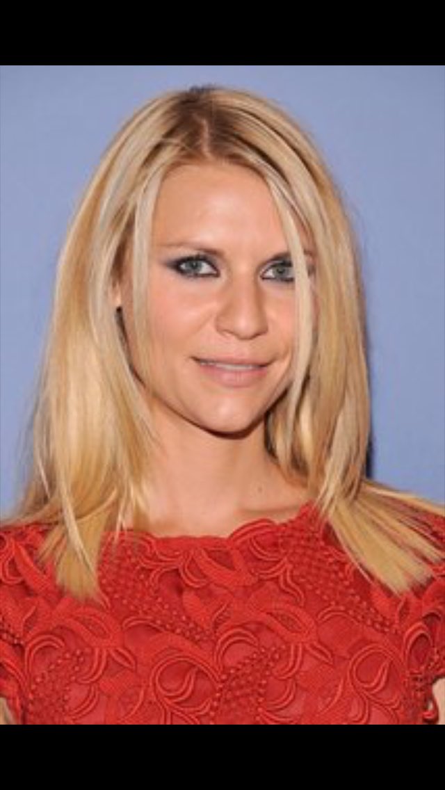 Happy birthday Claire Danes (1979). 