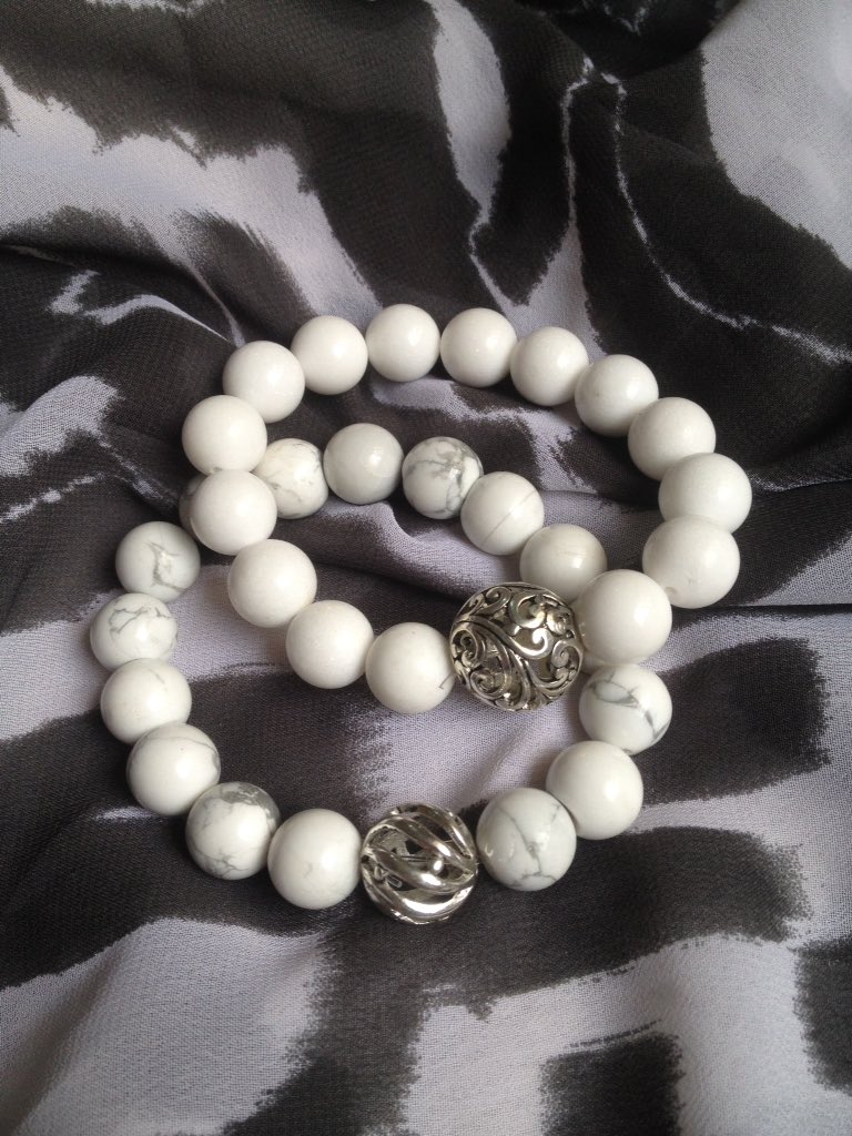 MarussyaDecors's tweet photo. Buy Customized Handmade bracelets made of original stones and beads from Marussya Decors. 

DM for more details and inquiries. https://t.co/MVKx2N5bRl
