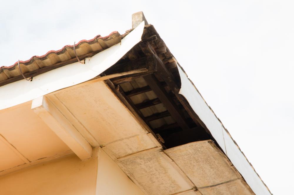 When debris builds up in your #RoofGutters and is left unattended, it can cause blockages that lead to floods on y … bit.ly/2hZUT46