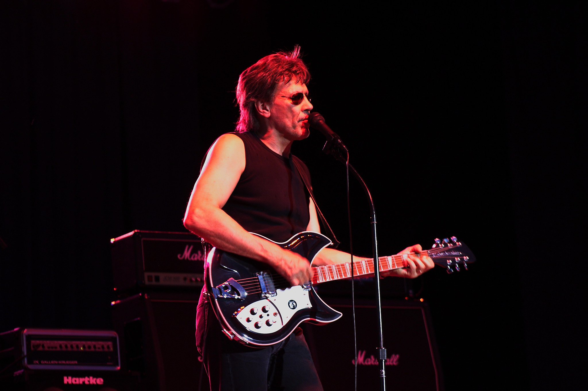 12 April 1944, Happy Birthday
Joachim Fritz Krauledat,\"John Kay\"
(Steppenwolf) 