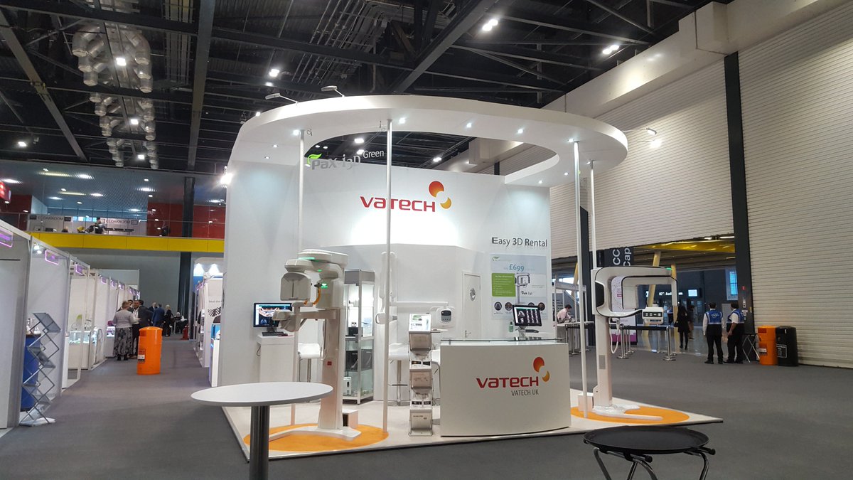 VatechUK1's tweet photo. #ADICongress2017 #adi #Vatech #VatechUK😀
Always nice to meet new faces and also some familiar faces. https://t.co/JFEvLincJa