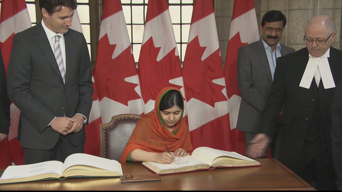 CBCPolitics's tweet photo. .@MalalaFund has arrived on Parliament Hill to receive her honorary Canadian citizenship. https://t.co/dwYtkHJPEY #cdnpoli #hw https://t.co/2aZnzHalZV