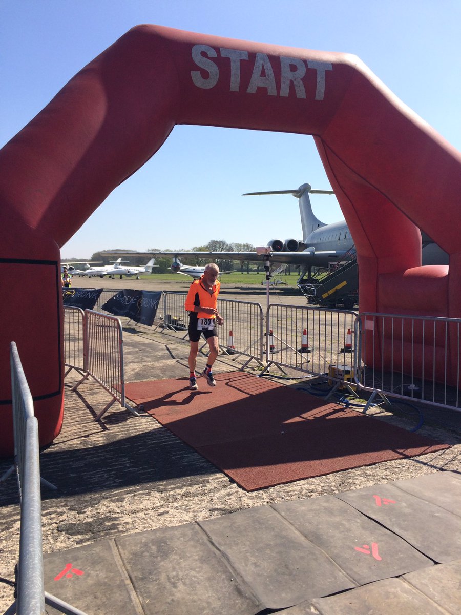NatCres's tweet photo. Inspirational John finishing the @fulontri Duathlon on Sunday. In his 80th year but still rocking the flouro and the run/bike/run https://t.co/5Ha3bdjkvH