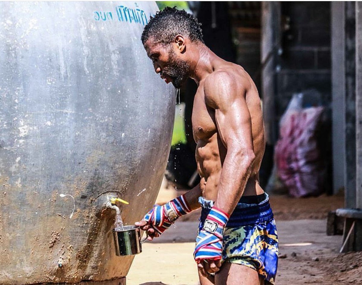 SimonMarcusNo1's tweet image. Travel half way around the world to train with the best. Unleashing a Beast come #GLORY40 #TitleRun #TheOne #Thailand 🇹🇭 God Speed.🙏🏾👊🏾