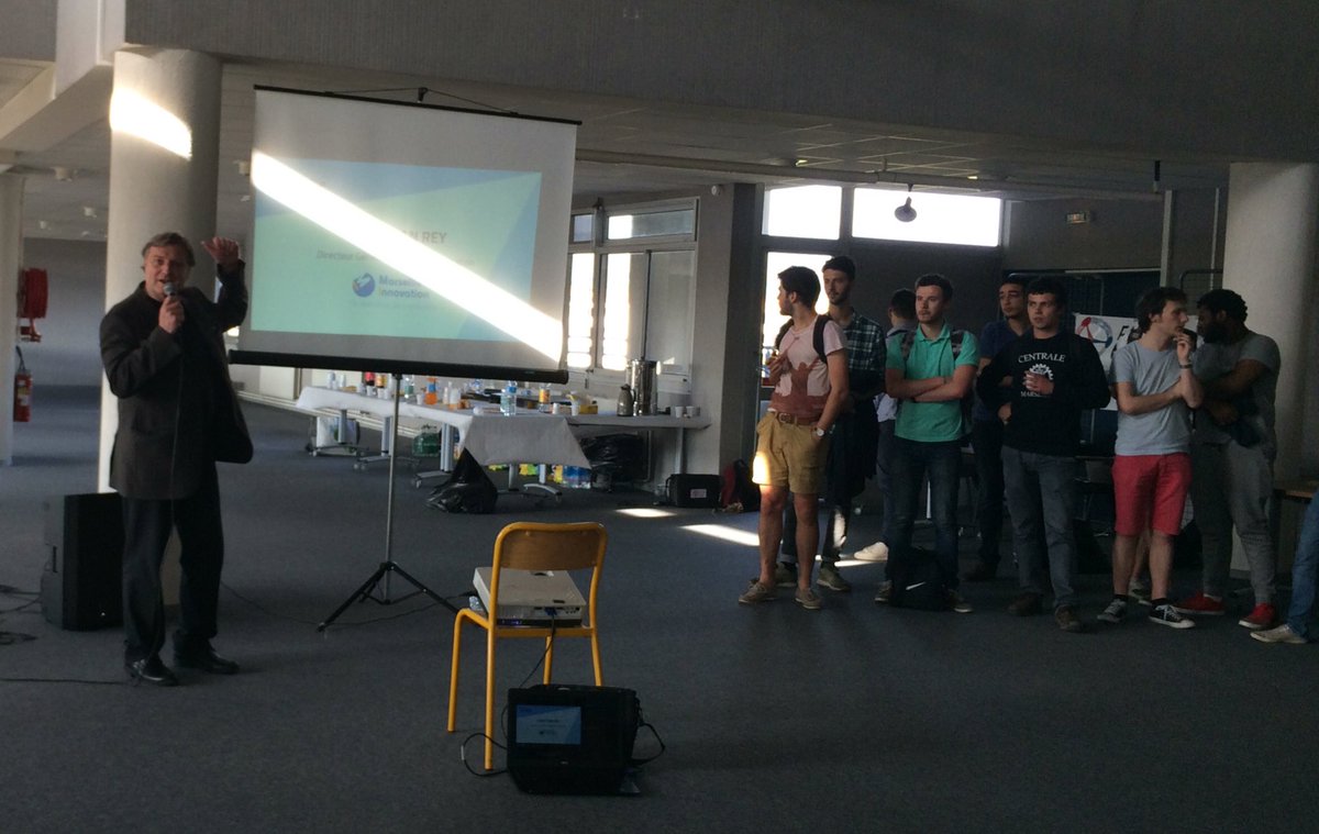 Centrale_Med's tweet image. [#Entrepreneuriat] Discours de clôture de Christian Rey @marseilleinnov à la 3e édition du @startup_nest avec @mybionicbird @3decouverte