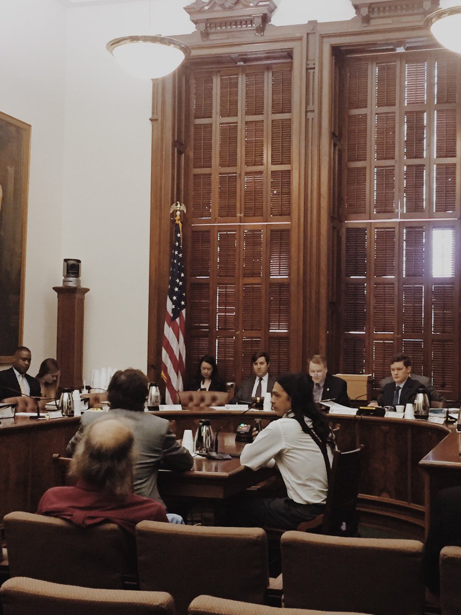 vamosvane's tweet photo. Keep ETP Kelcy Warren out of our parks, sacred lands and springs! The people are speaking to the senate. #NoDAPL #NoTPPL #WestTexas #txlege https://t.co/nuY1bl5P9o