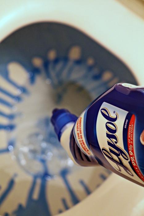 Stacy_Gent's tweet photo. Target has your cleaning essentials! Get 5% off or a $5 gift card on Lysol and Air Wick products #EverydaySaves https://t.co/rmiB1mYem8 #AD https://t.co/K4kDapkPXH