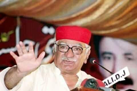 HamdanKhan109's tweet photo. پښتون به نه يم چي په تا باندئ پختو اونکم
مونگ خو مانزه ته هم نيتونه په پختو کي تړو
#ANPStandForPushtun https://t.co/2CbbJKwrdZ