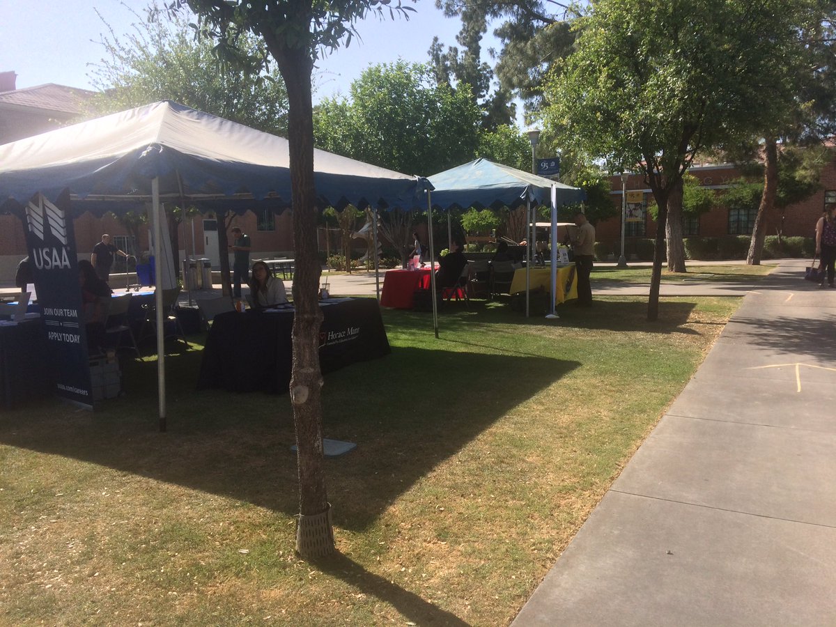 sumyjoy's tweet photo. Check out job opportunities  @PhoenixCollege career fair @MCORCollege https://t.co/l7qPis9bSz
