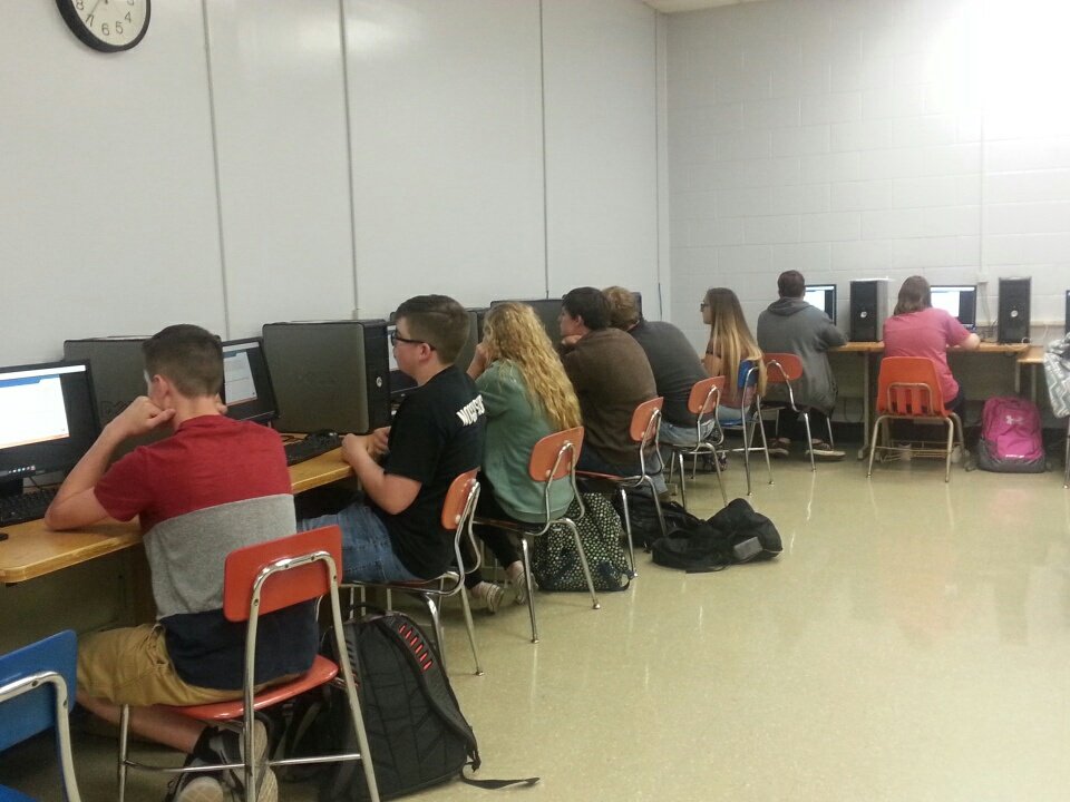 natashac623's tweet photo. Ss focused on lexile tests.
Proving that exercise positively improves literacy. #FitLit #TheMount #exerciseforyourbrain #wednesdaywisdom https://t.co/QjtsFxNhCj