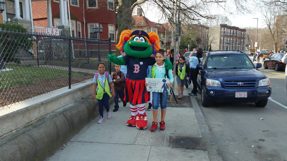 BostonSchools's tweet photo. Some 4,000 @BostonSchools students joined in annual Spring Walk to School Day. TY @RedSox, @bostonpolice & city+BPS officials. Big success! https://t.co/fwzNwKeQmm