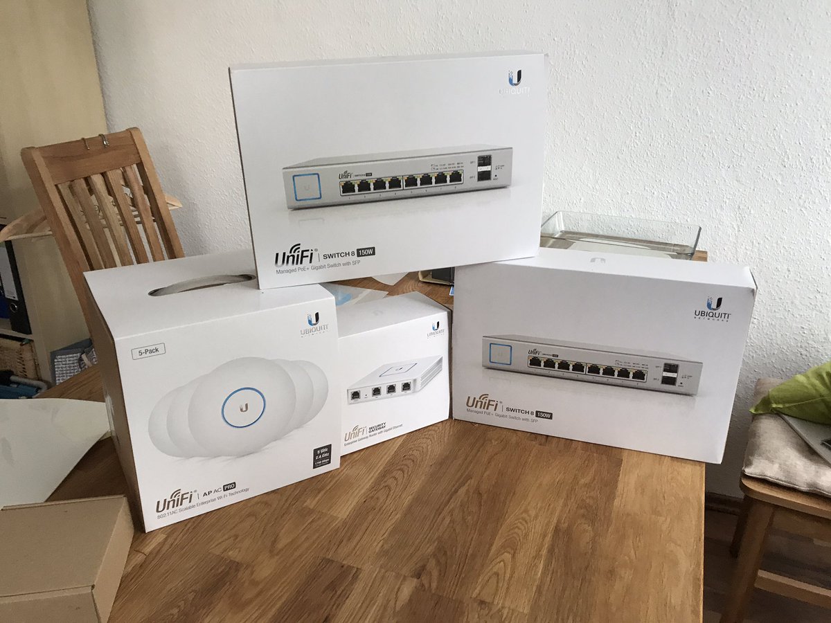 Geschenke Zeit ;)
Vorbereitungen für Usedom laufen ;)
#unifi #ubiquiti