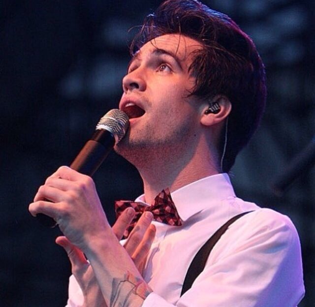 Happy birthday brendon urie you are the best and most talented man on earth love u 