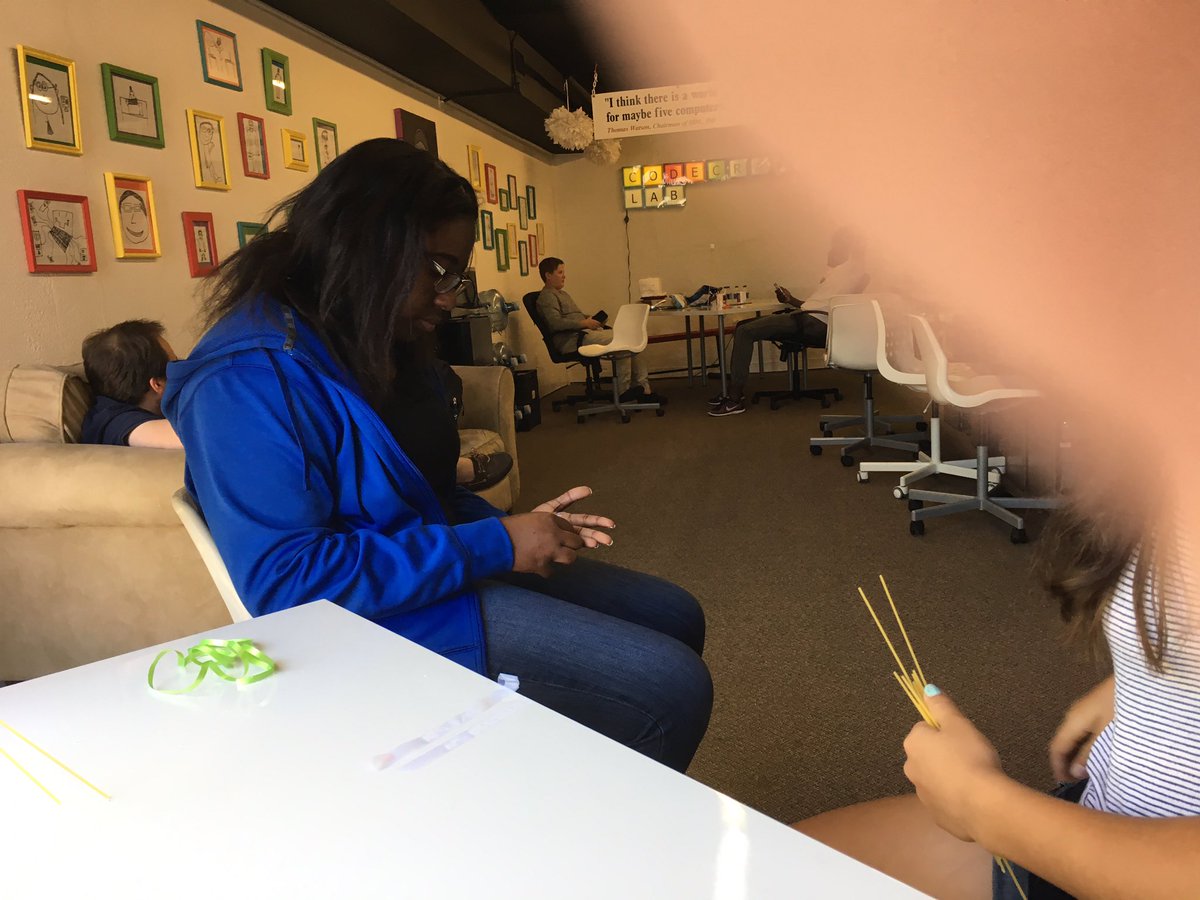 WandaLVasquez's tweet photo. Team building exercises at Entrepreneurial Code Camp @weVENTUREmlb @CodecraftLab - coders work together on and off computers ....creatively! https://t.co/hortMIaHlB