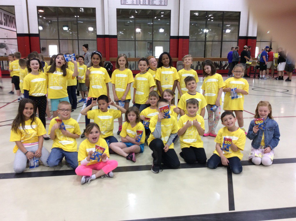 JpelusoJ's tweet photo. KB 2nd grade enjoyed a fun morning at Wm. Jewell#kbelementary https://t.co/MLB6WKASU9