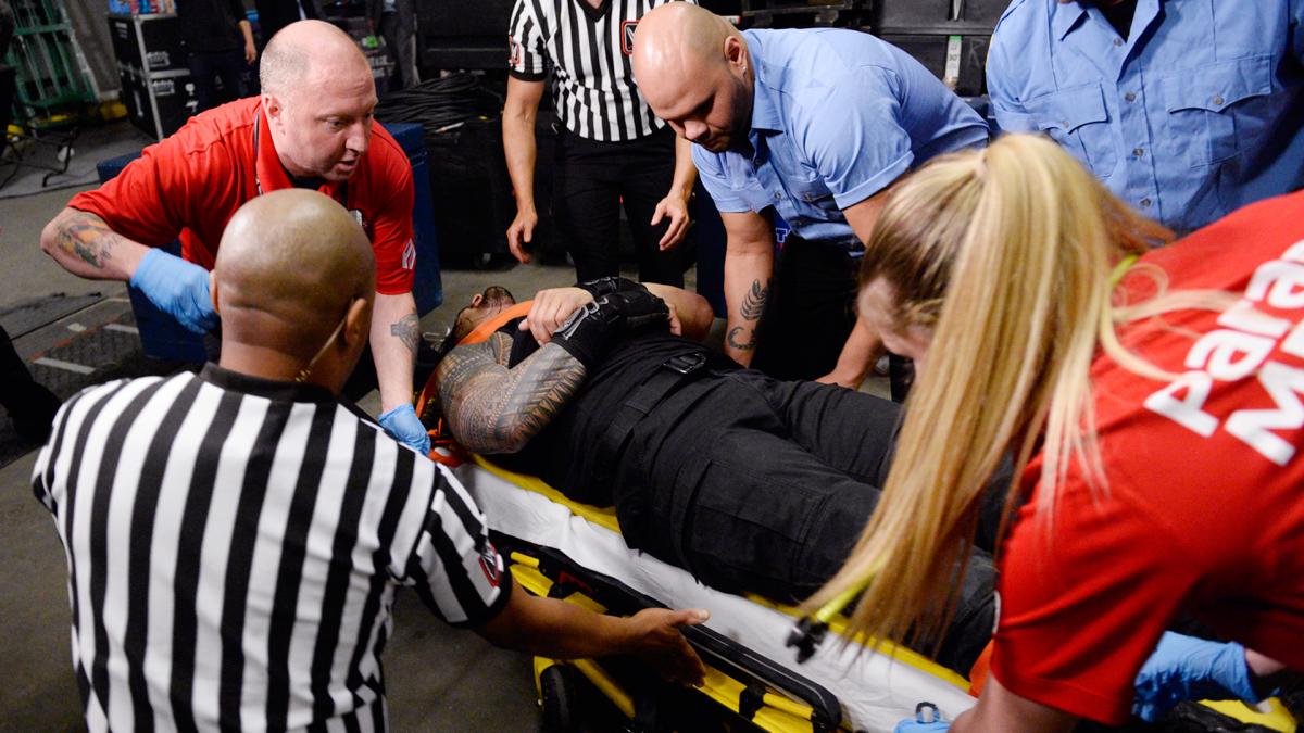 Shady926's tweet photo. #Romans fans didn't think that was funny on #MondayNightRaw #Petition #FireBraun it was extreme #LetTheGoodTimesRoll #AssKickinCommences https://t.co/oqDCXjl6pM