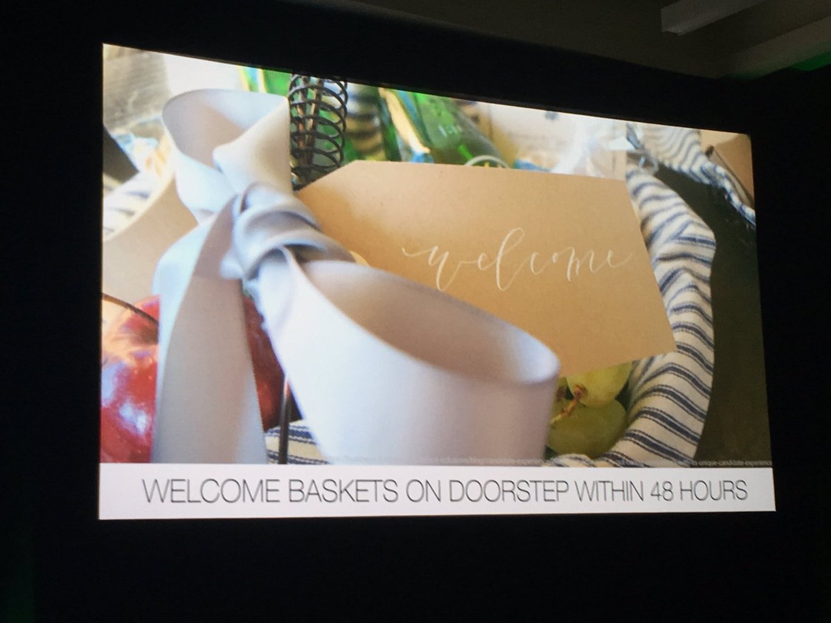 SmartRecruiters's tweet photo. .@Atlassian sends their new hires welcome baskets 😃 so cool! #hire17 https://t.co/b2sAu4i7rG