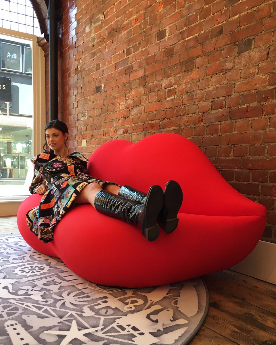 BTS of our 'Pop' shoot yesterday for <a href="/norwichresident/">The Norwich Resident</a>, featuring @Gufram's iconic 'Bocca' sofa.